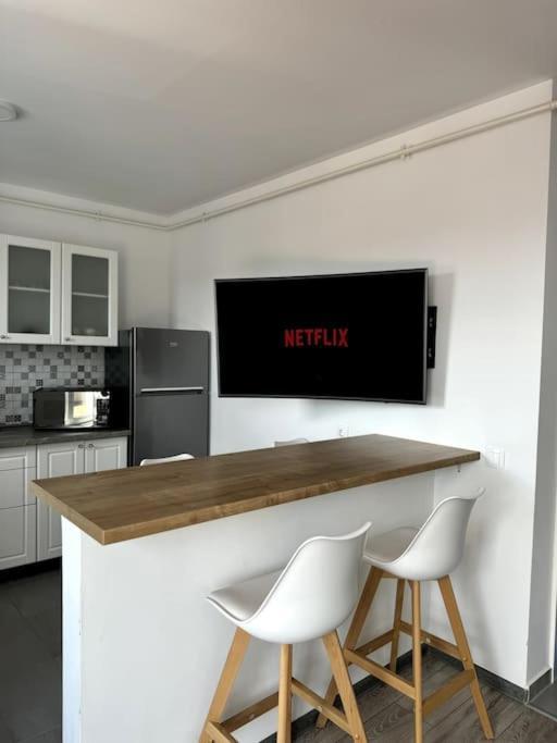 Seville Studio Cu Terasa & Vedere La Munte Braşov Extérieur photo
