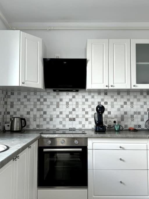 Seville Studio Cu Terasa & Vedere La Munte Braşov Extérieur photo
